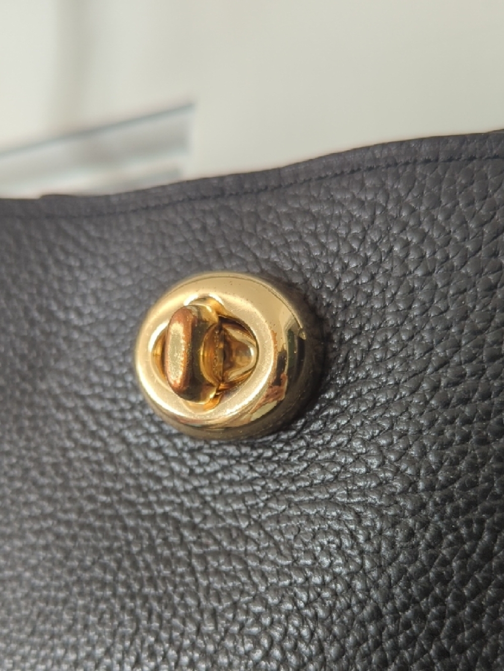 Coach Charlie Black Leather Shoulder Bag with Gold Hardware - Picture 2 of 11